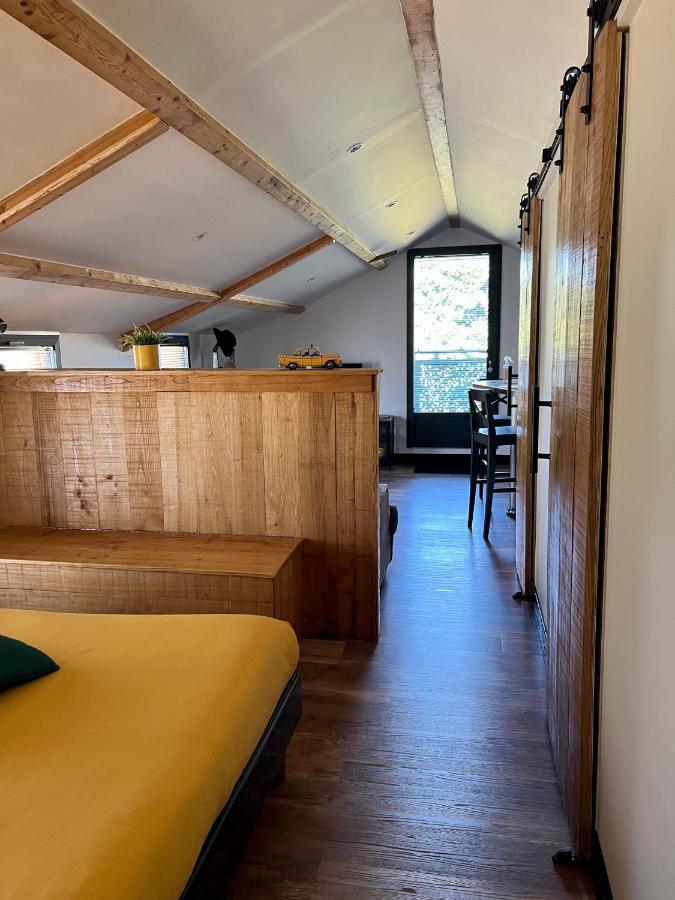Le Des Aerostier Apartment *